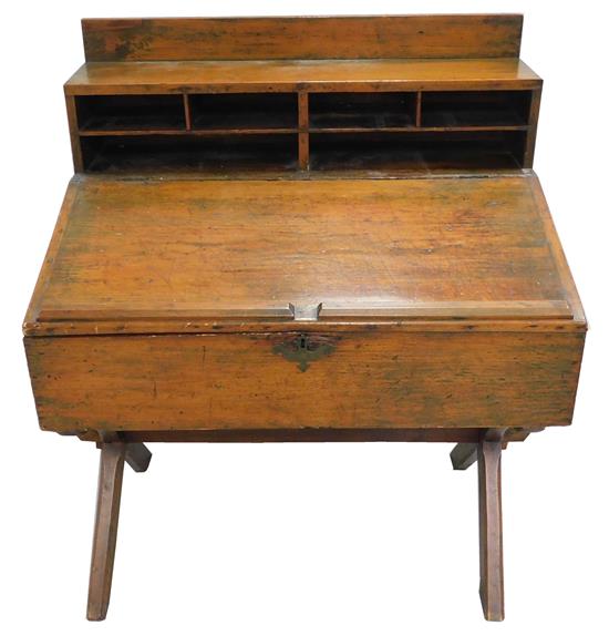 Appraisal: Pine desk with lift top below open pigeon holes X