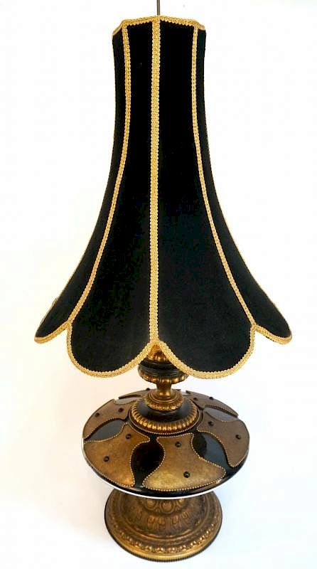 Appraisal: Hollywood Regency Lamp Hollywood Regency Lamp Description Large black and