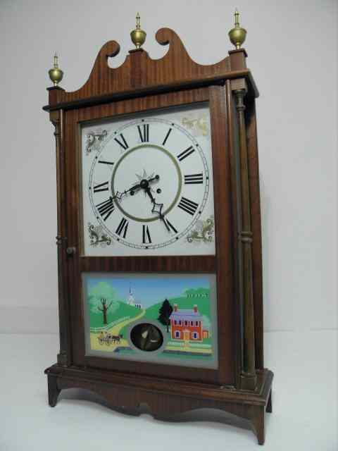 Appraisal: Mahogany Federal style mantel or ''mantle'' clock with pillar and