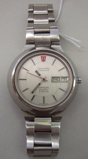 Appraisal: A gentleman's steel Omega Seamaster Electronic F HZ bracelet wristwatch