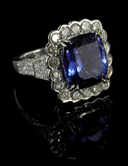 Appraisal: Fine Fourteen-Karat White Gold Tanzanite and Diamond Lady's Dinner Ring