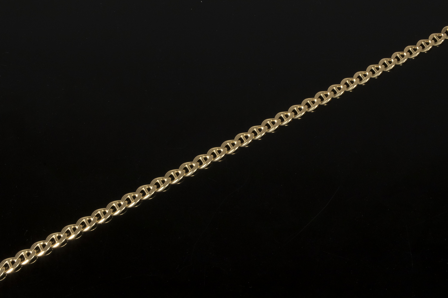 Appraisal: GOLD LINK BRACELET K Yellow Gold Chain Link Bracelet long