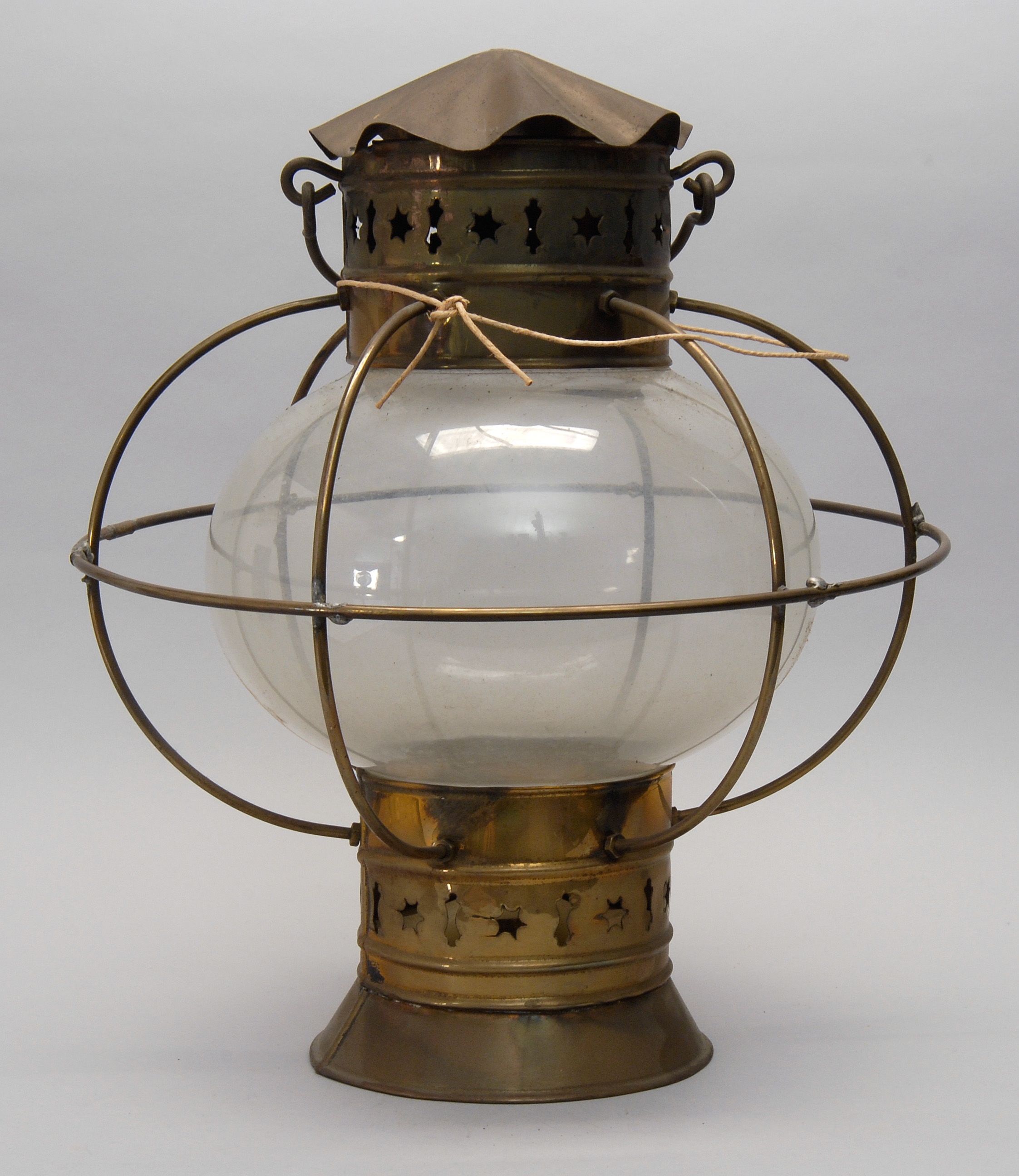 Appraisal: TH CENTURY BRASS AND GLASS ONION LAMP Height ConditionExterior brass