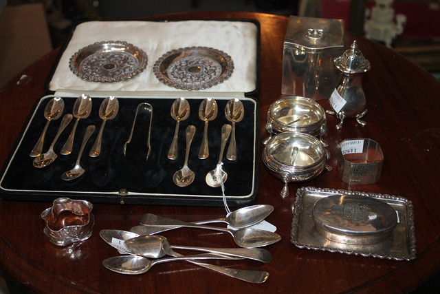 Appraisal: A COLLECTION OF SILVER PIECES to include a pair of