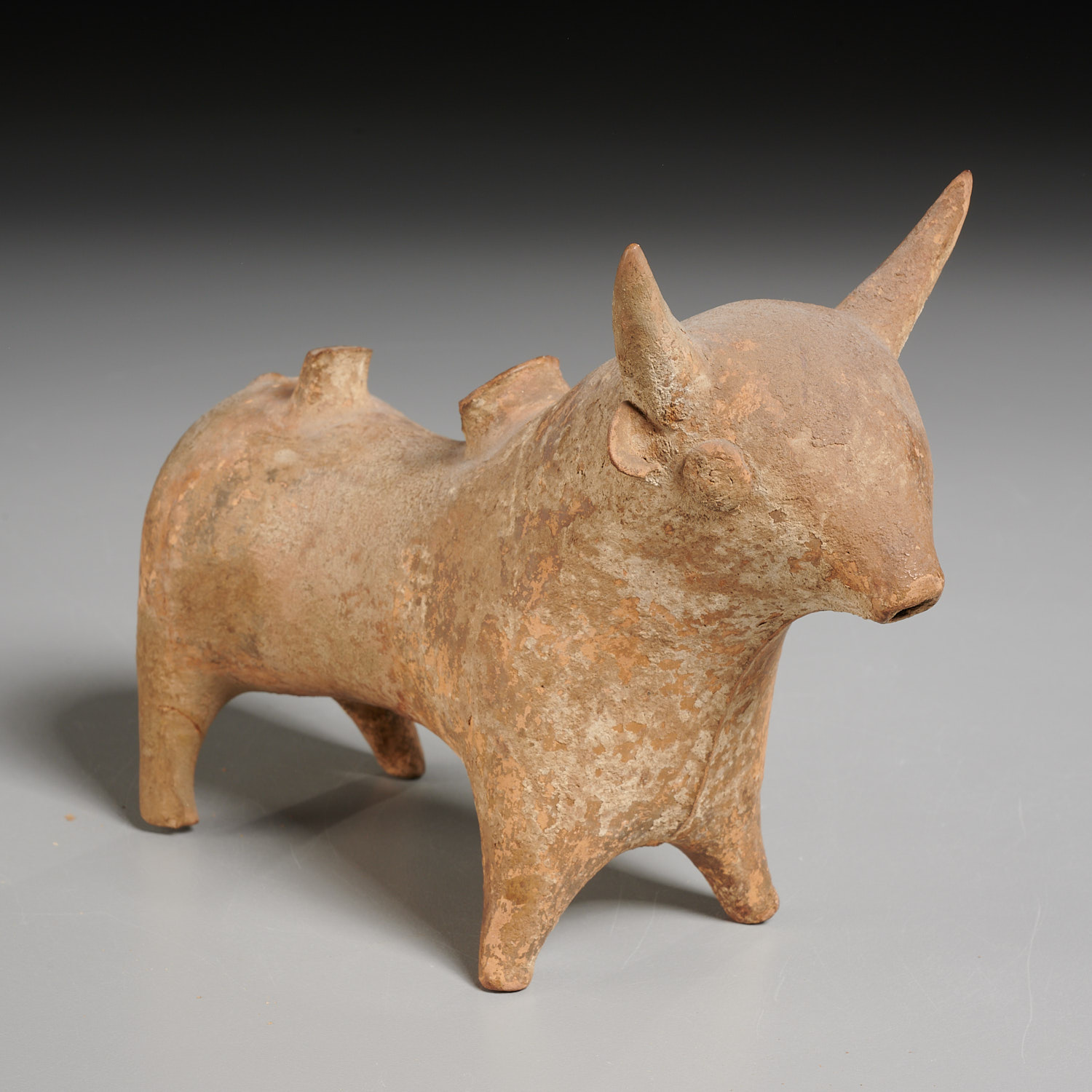 Appraisal: LATE HELLADIC PERIOD MYCENAEAN BULL EX-KOMOR c - BCE Cyprus