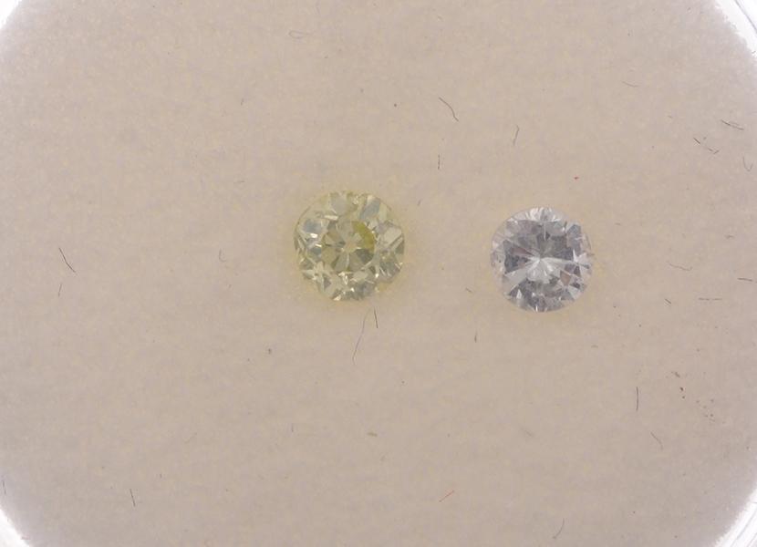 Appraisal: TWO LOOSE ROUND BRILLIANT CUT DIAMONDS WEIGHING APPROXIMATELY CTS INCLUDING