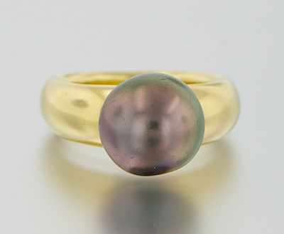 Appraisal: An k Gold and Tahitian Pearl Ring k yellow gold