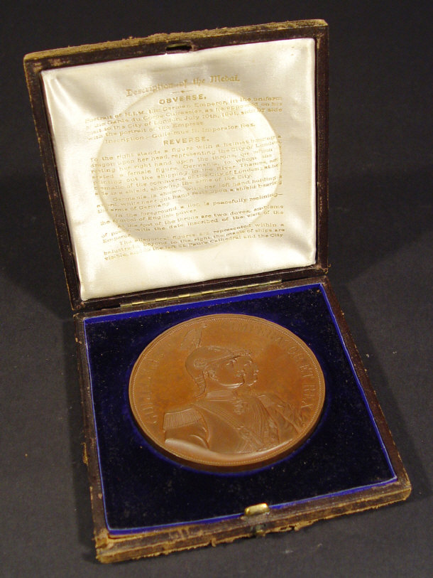 Appraisal: Large Victorian bronze medal commemorating the visit of the German