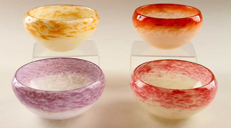 Appraisal: FOUR CHARLES SCHNEIDER ART GLASS BOWLS SIGNED A collection of