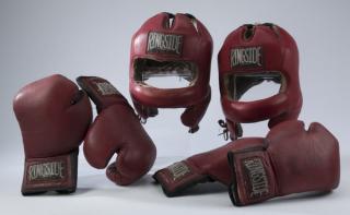 Appraisal: Vintage boxing gear Collection of vintage boxing gear by Ringside