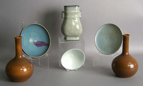 Appraisal: Six pcs of contemporary Chinese pottery