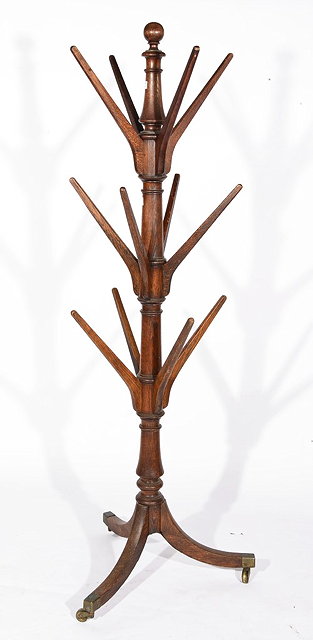 Appraisal: A VICTORIAN OAK HAT AND COAT STAND with central turned