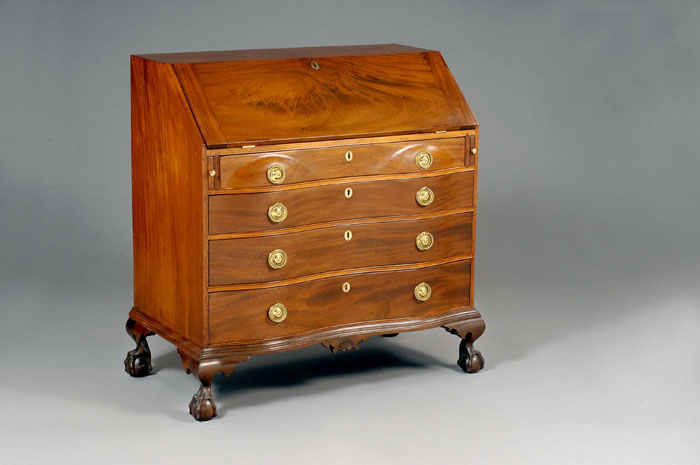 Appraisal: THE quot BUCK FAMILY quot MASSACHUSETTS CHIPPENDALE FIGURED MAHOGANY SLANT-LID