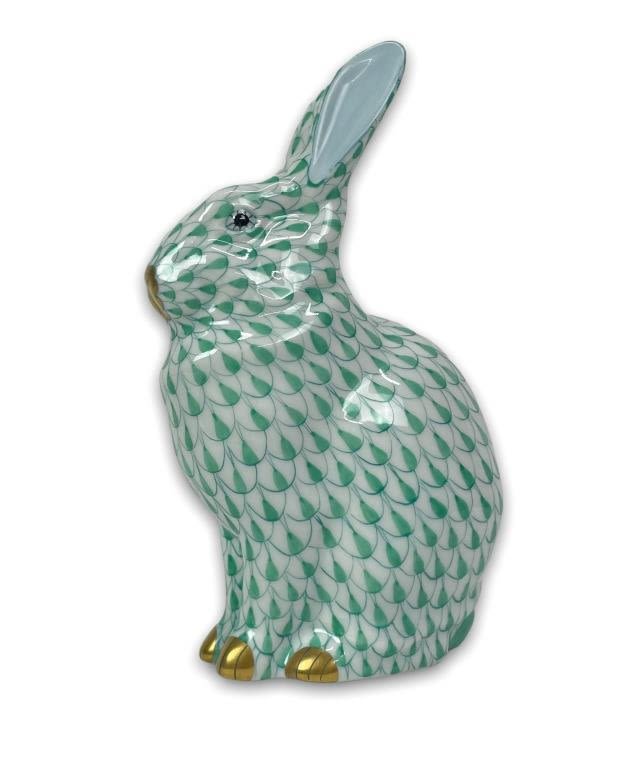 Appraisal: Herend Green Fishnet Bunny w CatalogGood condition no chips or