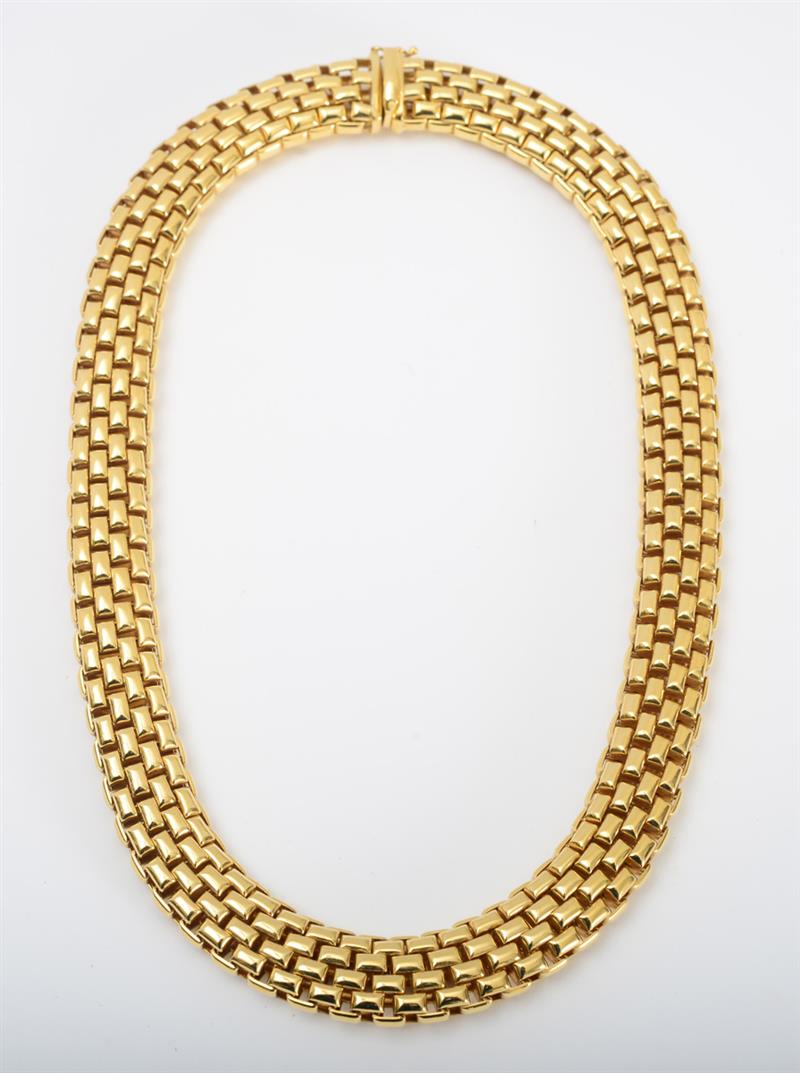 Appraisal: K GOLD NECKLACE With woven links stamped 'SB k Italy'