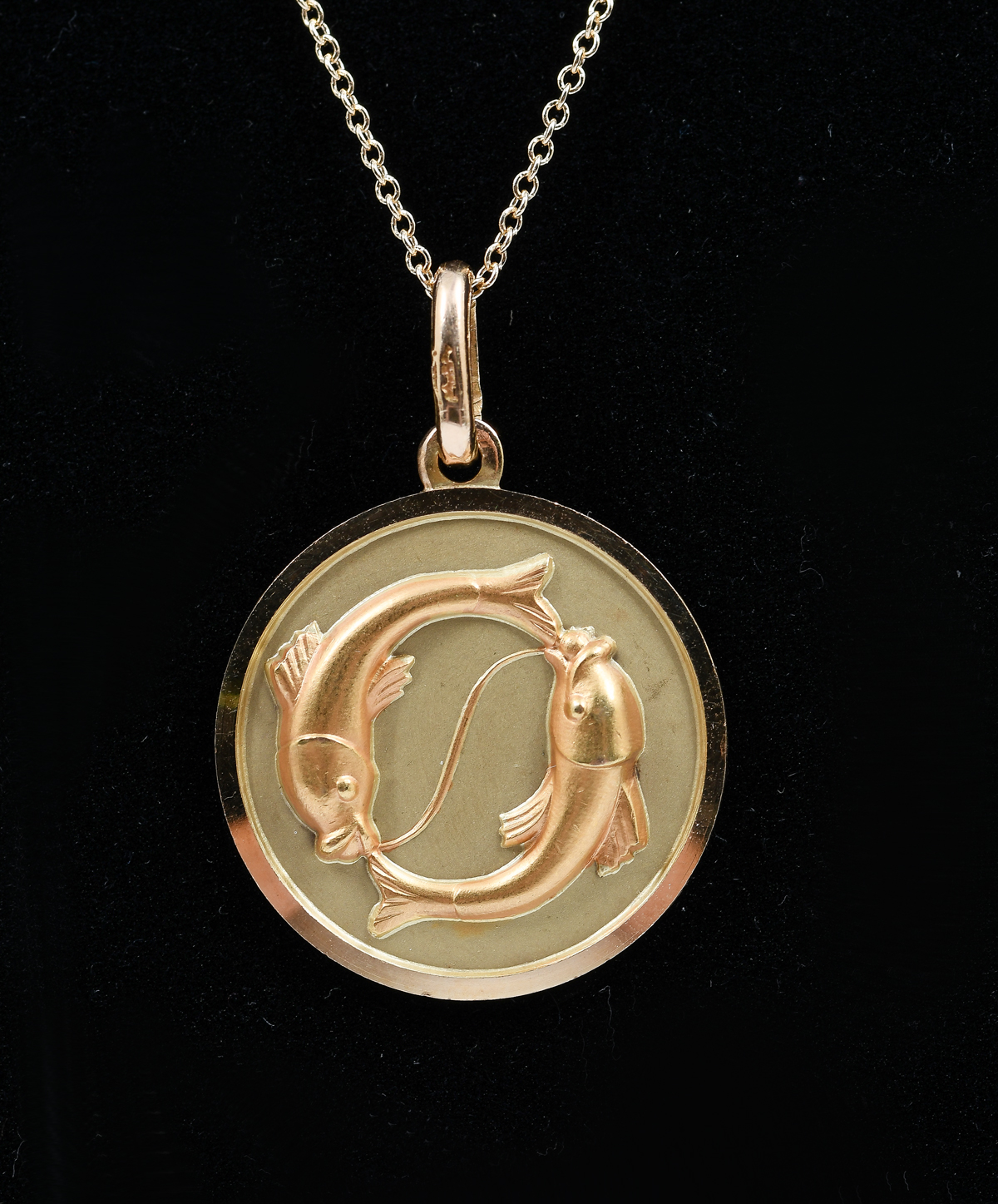 Appraisal: ITALIAN K ZODIAC PISCES PENDANT NECKLACE K yellow gold Pisces