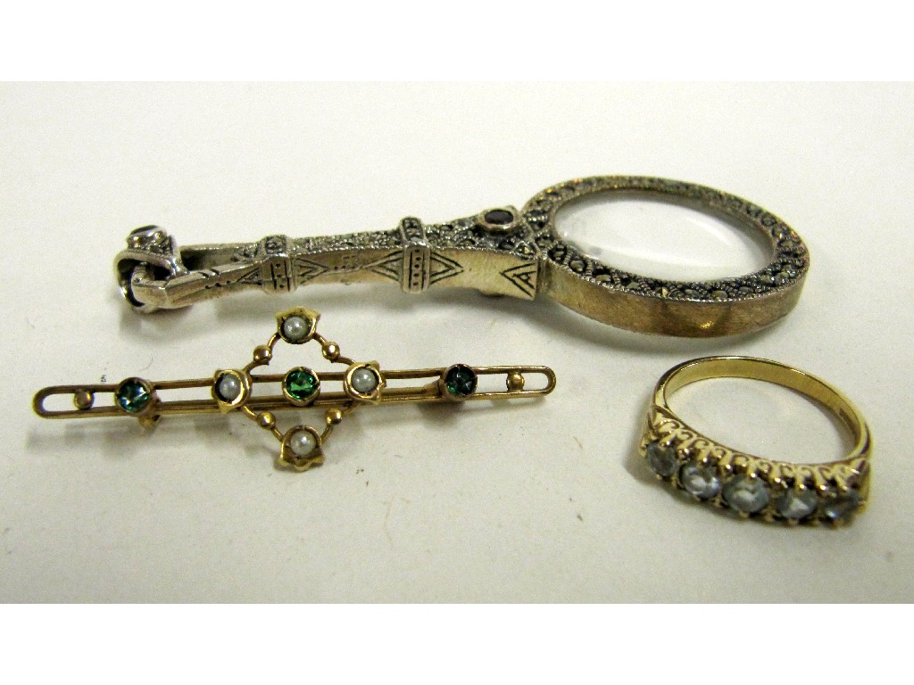 Appraisal: Lot comprising magnifier pendant in marcasite mount Edwardian gold bar