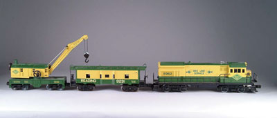 Appraisal: MODERN LIONEL READING GP loco crane caboose CONDITION Very good