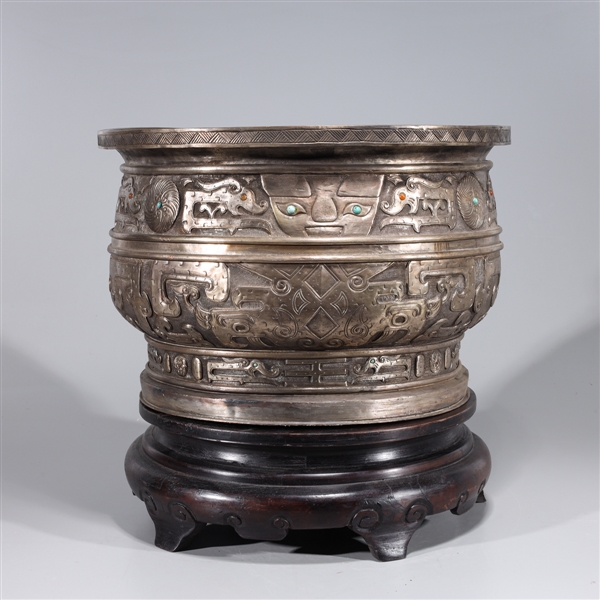 Appraisal: Chinese archaistic bronze basin with allover animal and figure details