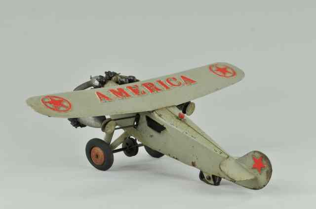 Appraisal: HUBLEY ''AMERICA'' TRI-MOTOR AIRPLANE Large scale cast iron tri-motor airplane