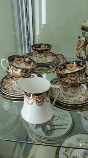 Appraisal: ROYAL ALBERT PART TEA SET