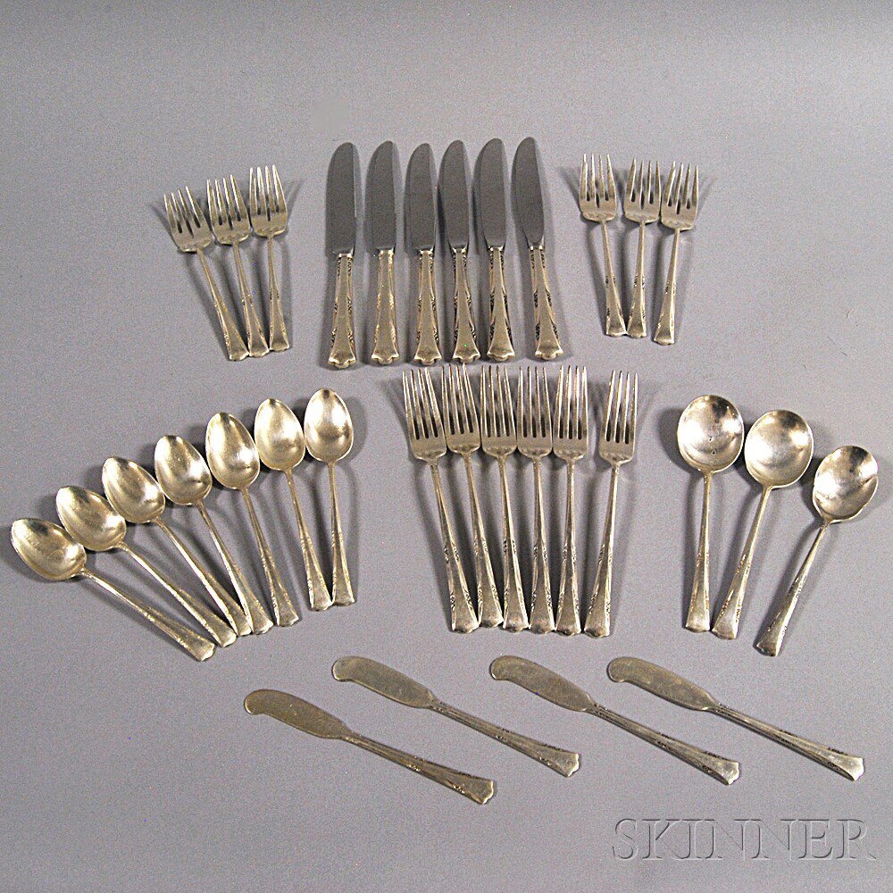 Appraisal: Thirty-two Pieces of Gorham Greenbrier Sterling Silver Flatware six hollow