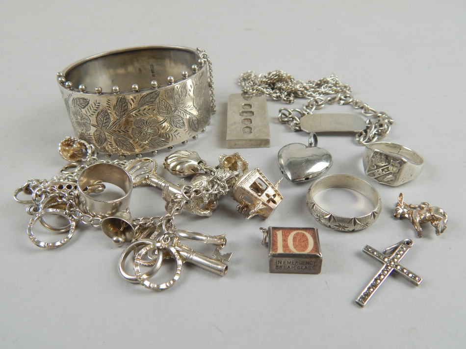 Appraisal: Various silver and other jewellery to include a bangle silver