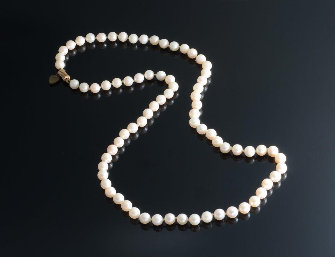 Appraisal: SALTWATER MM CULTURED PEARLS Strand of mm saltwater cultured pearls