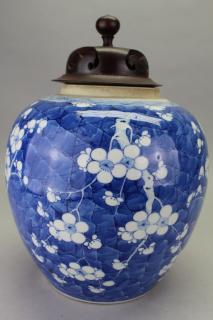 Appraisal: Antique Chinese Hawthorne Pattern Covered Jar Antique Chinese Hawthorne Pattern