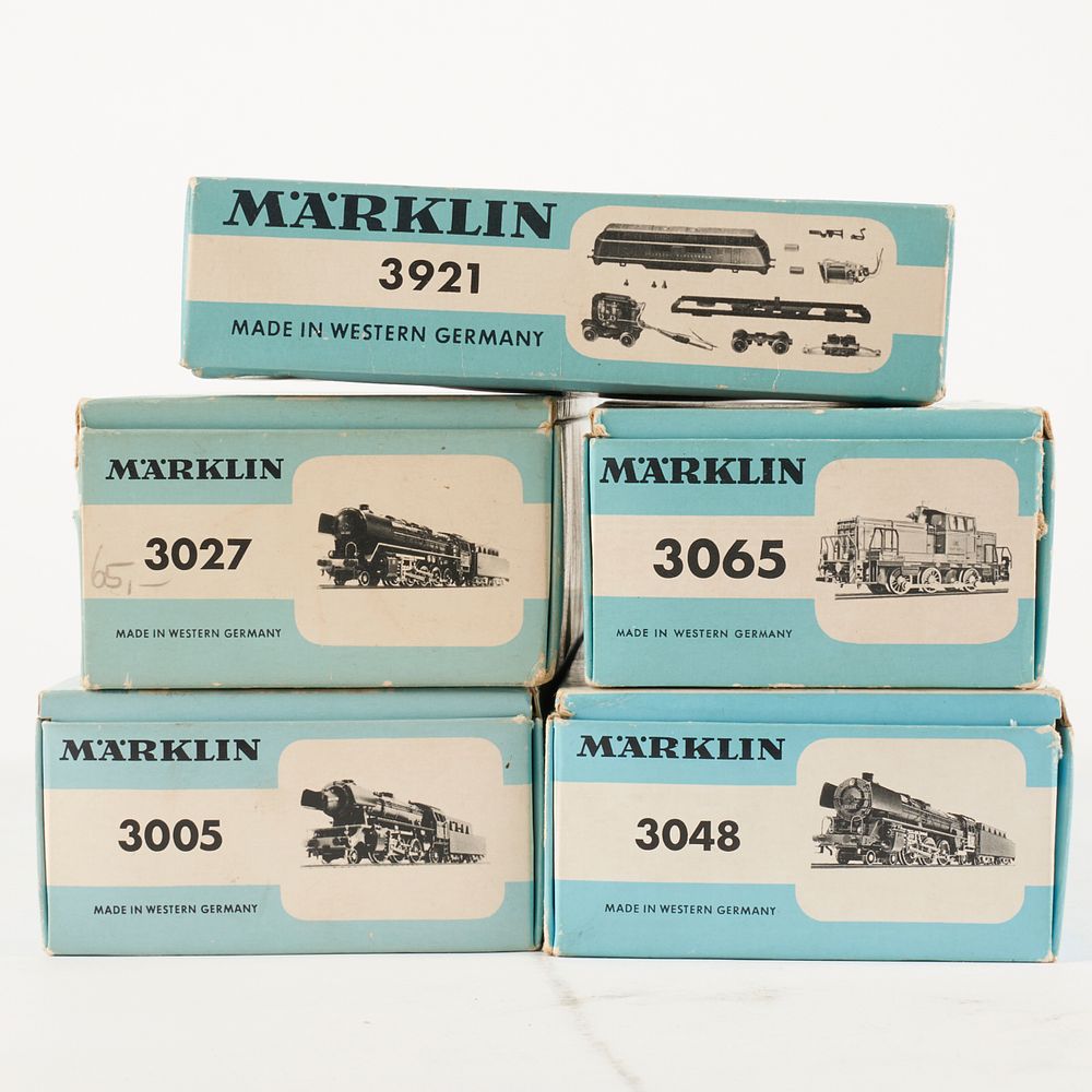 Appraisal: Grp Marklin Model Scale Train Engines Marklin Germany Group of