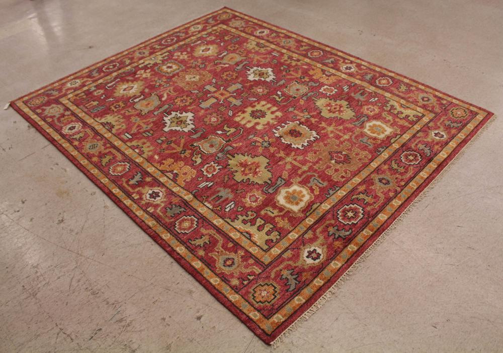 Appraisal: HAND KNOTTED ORIENTAL CARPET Indo-Persian overall stylized floral motif on