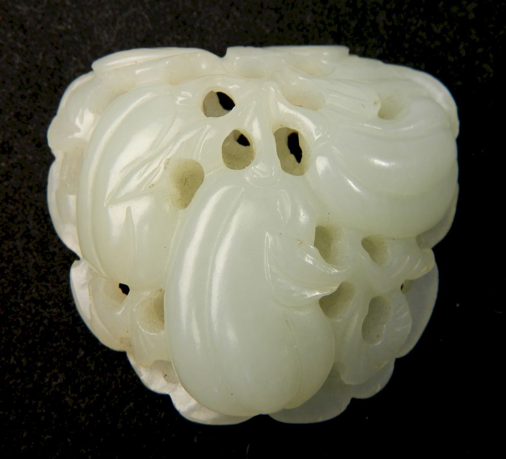 Appraisal: th c Chinese carved jade pendant th c Chinese carved