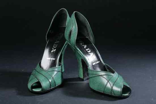 Appraisal: PAIR PRADA GREEN LEATHER PEEP-TOE PUMPS Size With black stitched