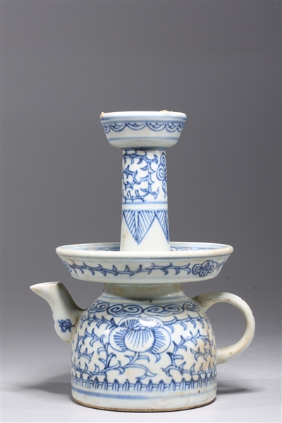 Appraisal: Chinese blue and white porcelain ewer some wear and soiling