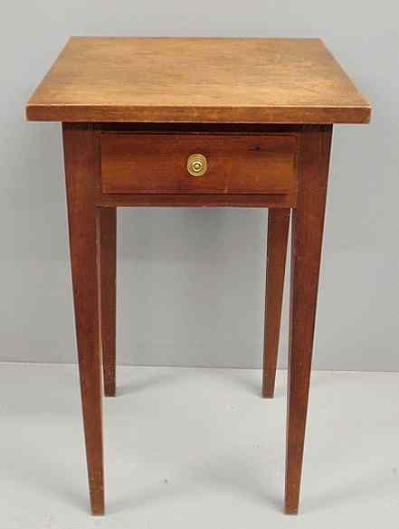 Appraisal: Pennsylvania Hepplewhite one-drawer stand c with a square top and