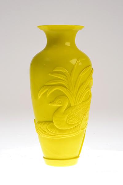 Appraisal: A CHINESE PEKING CHICKEN FAT GLASS VASE baluster in form