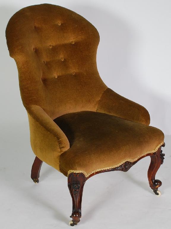 Appraisal: VICTORIAN LADY'S SPOON BACK ARMCHAIR with green button upholstered back