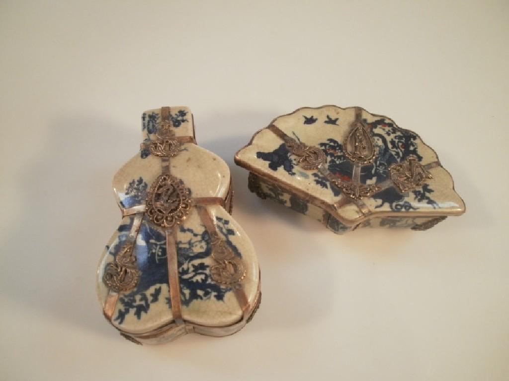 Appraisal: Two thC Chinese blue and white crackle glazed pottery trinket