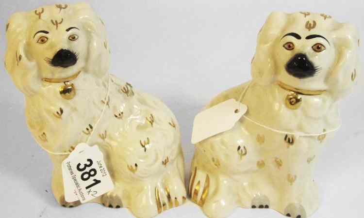 Appraisal: Beswick Old English Sheep Dogs Pair Left and Right