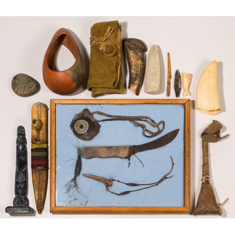 Appraisal: NATIVE AMERICAN INDIAN ASSORTMENT items from various tribes including a