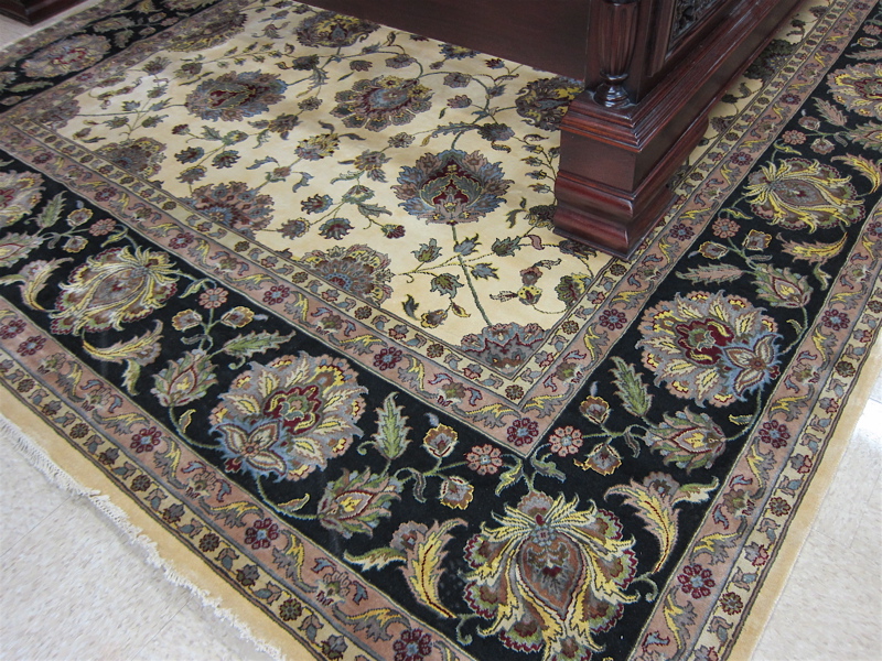 Appraisal: FINE HAND KNOTTED ORIENTAL CARPET Persian Isfahan design of floral