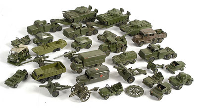 Appraisal: Dinky Military group - including x Tank Transporter Tanks Recovery