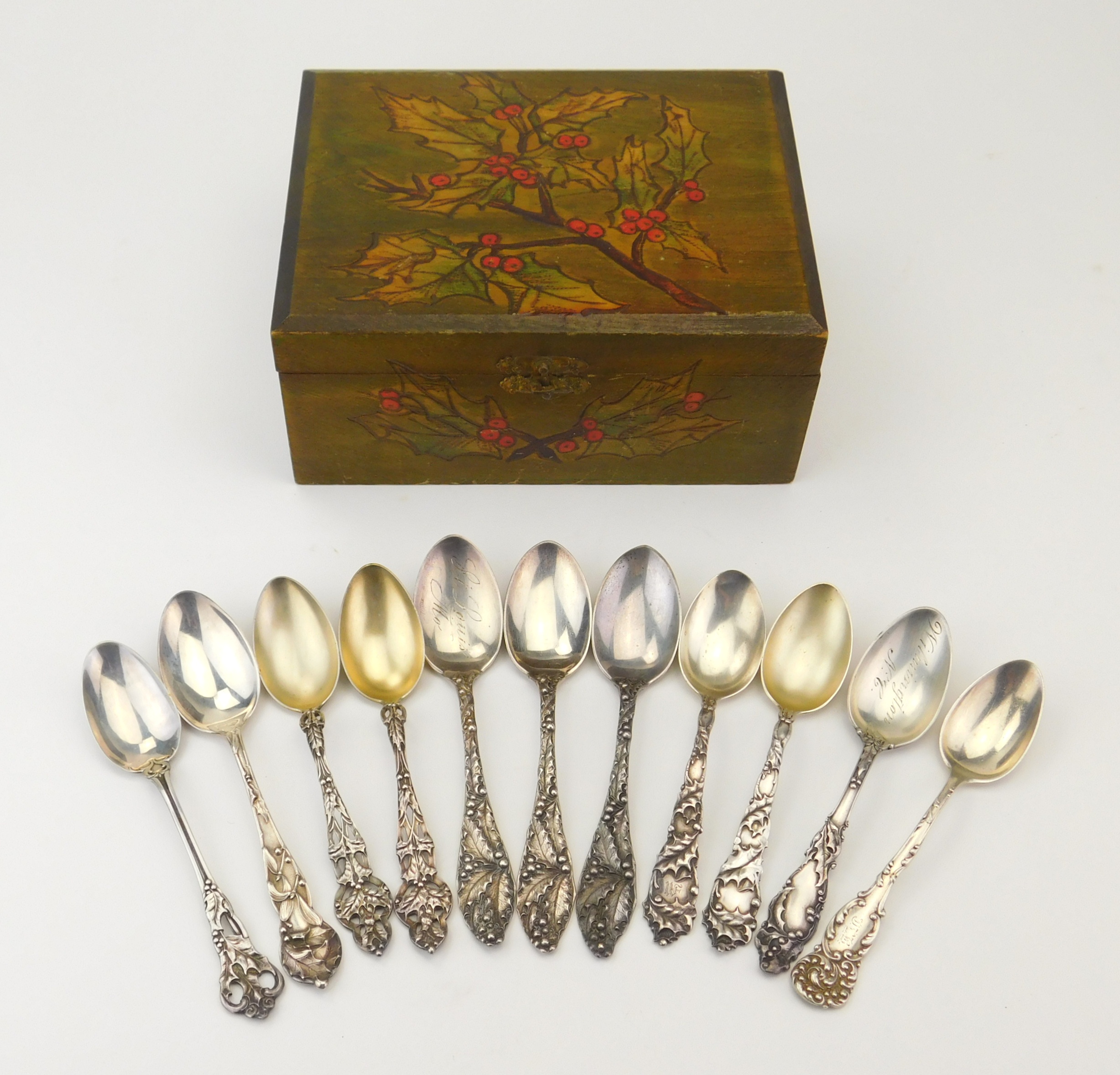 Appraisal: Sterling silver souvenir 'Christmas' spoons with holly berry and leaf