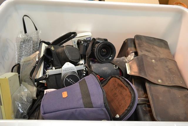 Appraisal: A LARGE COLLECTION OF CAMERAS AND ACCESSORIES INCL MINOLTA