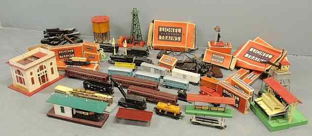 Appraisal: Assembled Lionel train set c to include two locomotives cars