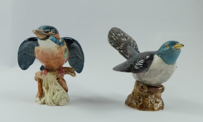 Appraisal: Beswick Cockatoo and Kingfisher damage to beak