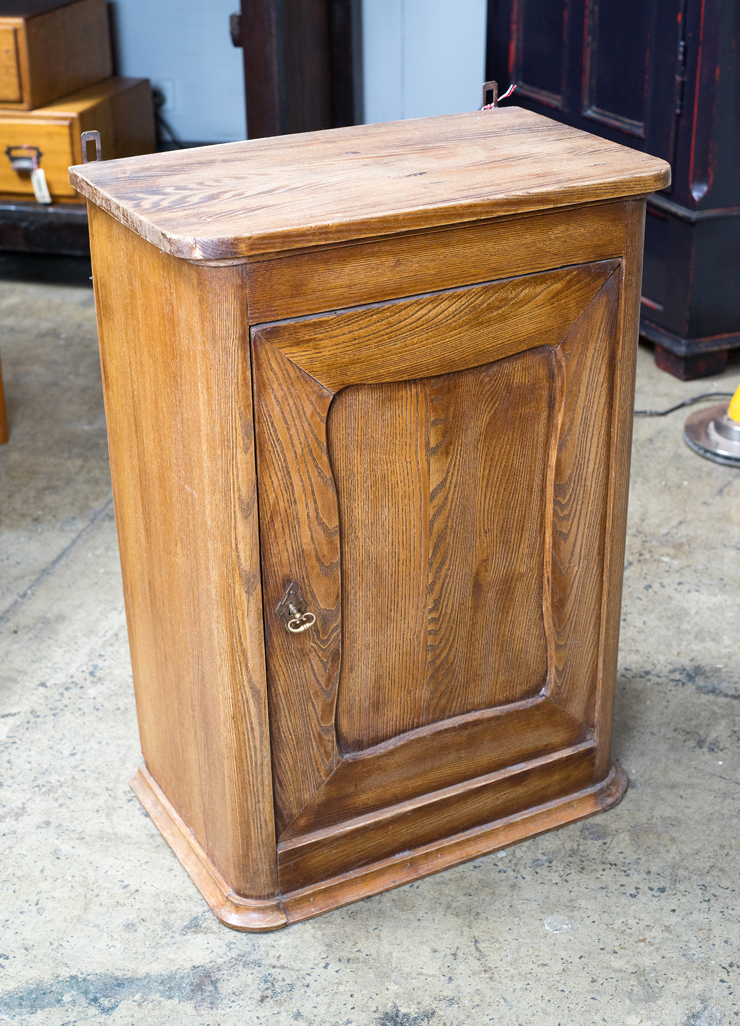 Appraisal: A LATE th CENTURY EUROPEAN HANGING CUPBOARD Oak with original