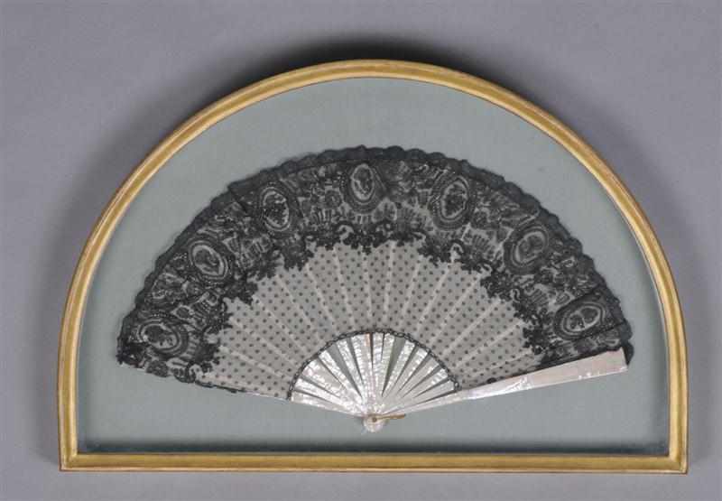 Appraisal: MIDNIGHT LACE AND GAUZE FAN WITH MOTHER-OF-PEARL STICKS x in