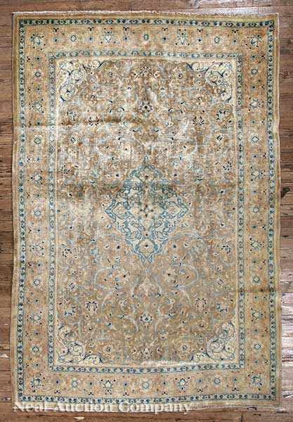 Appraisal: A Fine Persian Sarouk Carpet tan and cream ground central