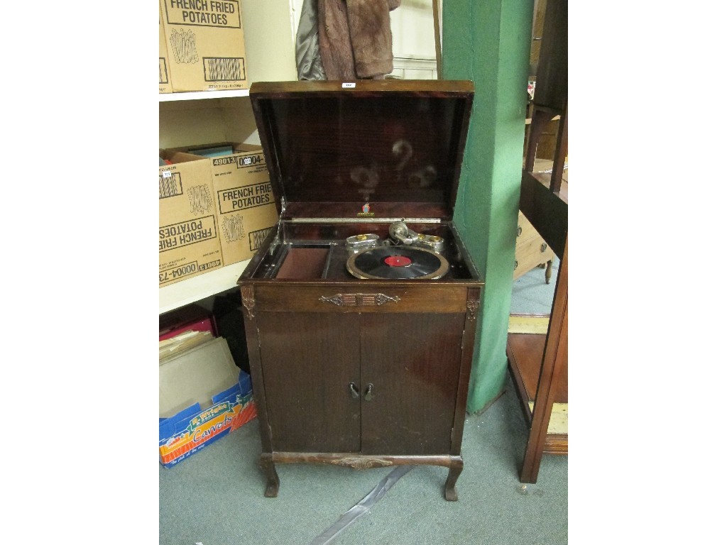 Appraisal: Dulcetto gramophone with records